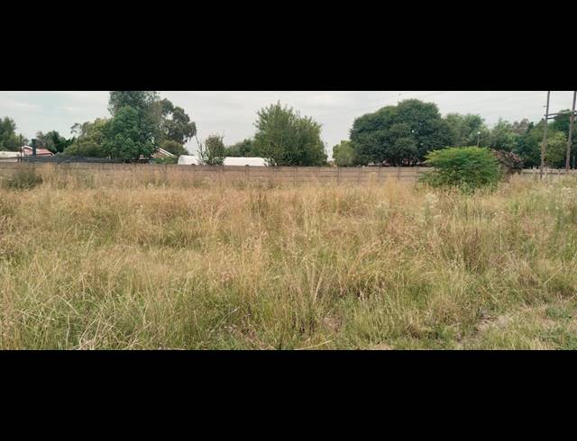 1,005M² VACANT LAND FOR SALE IN RIVERSDALE